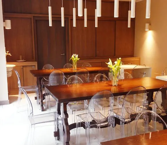 Otel La Castellana Loft 3*