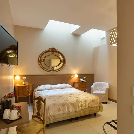 Hotel La Castellana Loft 3*