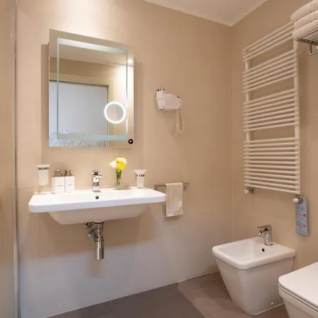Hotel La Castellana Loft 3*